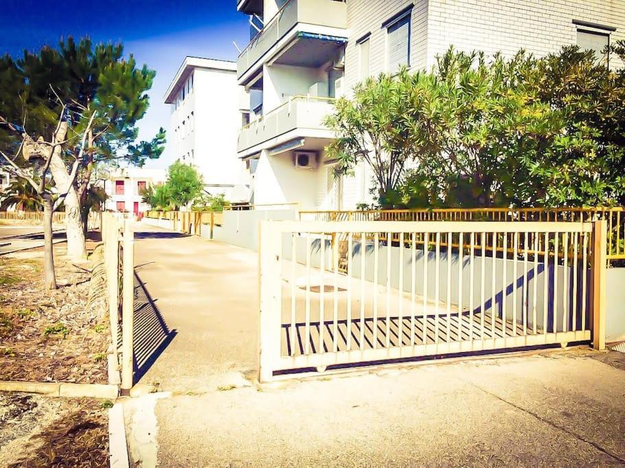 Residenza Tigli Campomarino Lido Apartman Kültér fotó